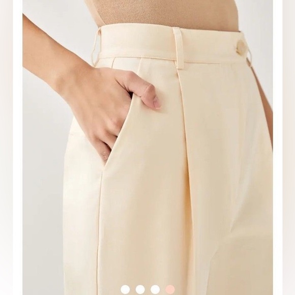 Love Bonito Chic Cream Avah Foldover Women's Peg Leg Pants Size 4 NWT - Picture 2 of 7